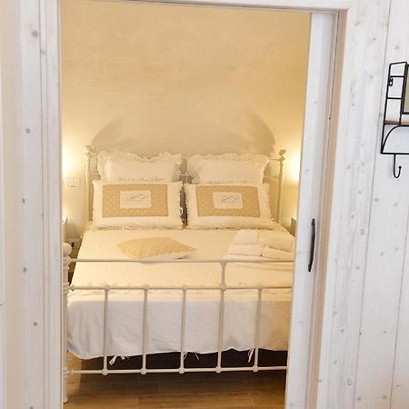Suite Vitti 5 - Puglia Mia Apartments Монополі Екстер'єр фото